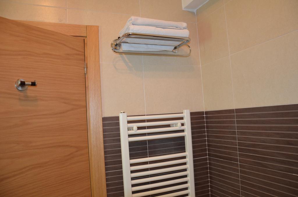 Appartement Dora City Apartament à Cluj-Napoca Extérieur photo